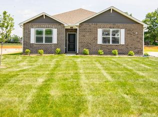 7542 Magnolia St, New Palestine, IN 46163