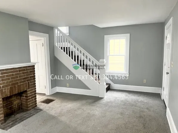 1012 Brown St, Akron, OH 44301