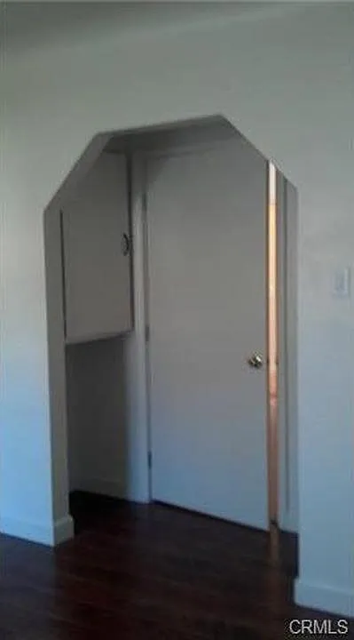 1477 N Sierra Way — Photo 3