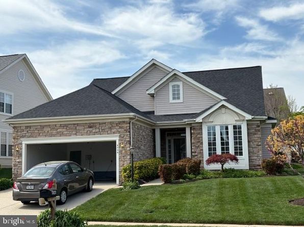 6046 Gallant Fox Ct, Gainesville, VA 20155