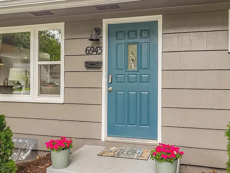 6943 Outlook St — Photo 3