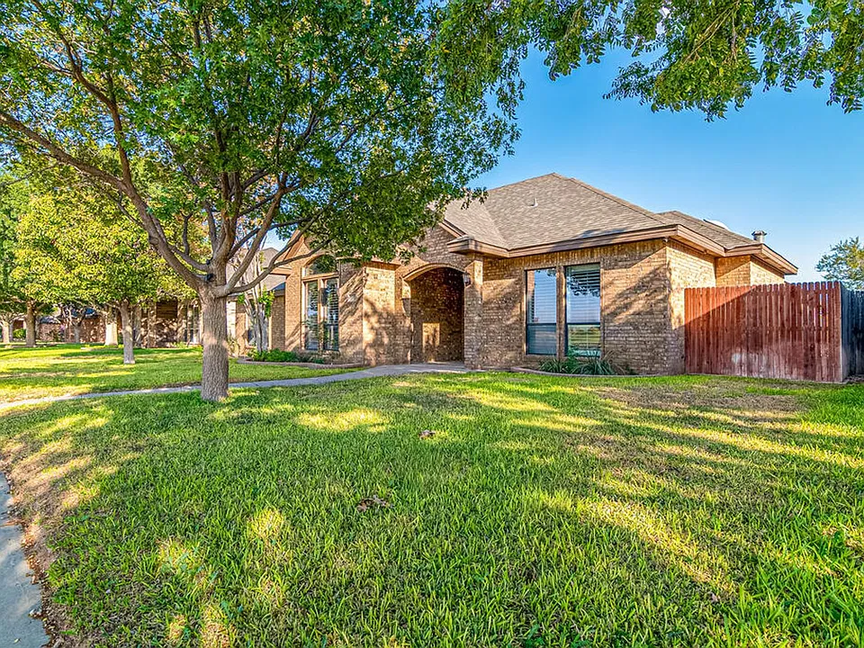 4913 Woodhollow Dr