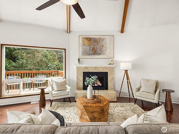 4th image of 21723 3rd Avenue SE