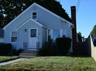 37 Rome Ave, Providence, RI 02908