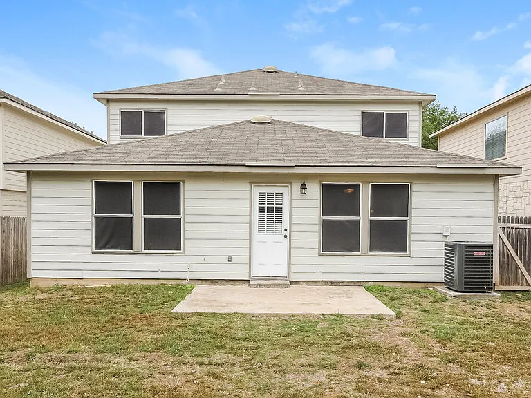 12814 Capri — Photo 17