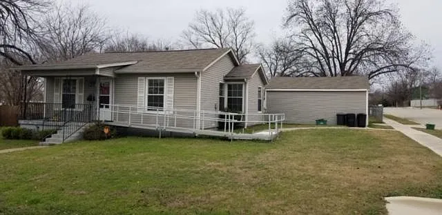 4149 Doyle St — Photo 3
