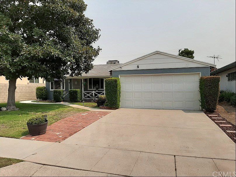 1st image of 6524 Longridge Ave