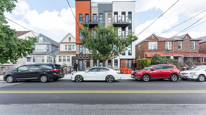 Rented by Aron Fried, LREB | media 8