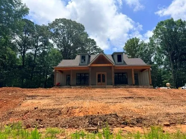 75 Lowe Ln, Talking Rock, GA 30175