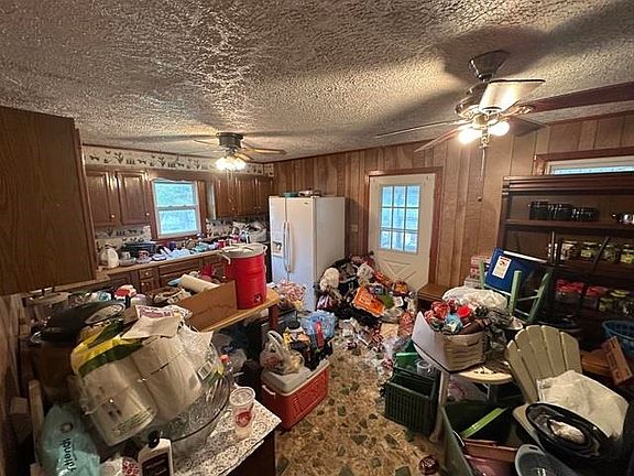 5th image of 245 Racoon Run