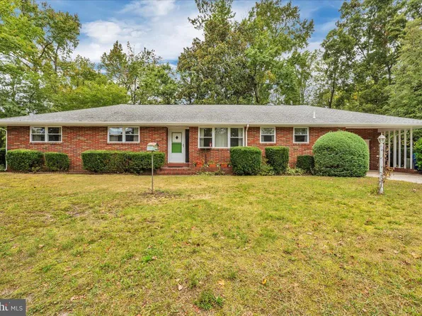 601 Jacobs St, Hammonton, NJ 08037