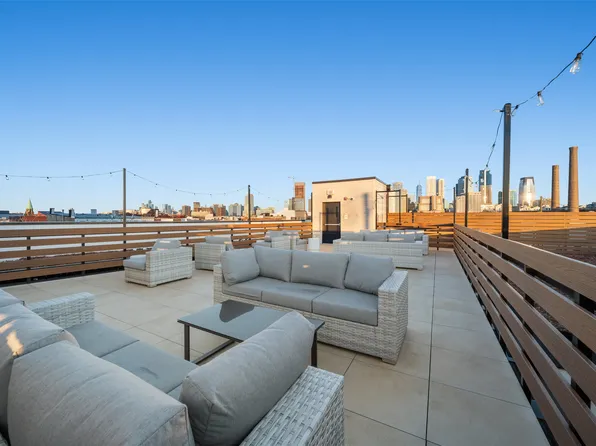 391 1st Street image 23 of 28