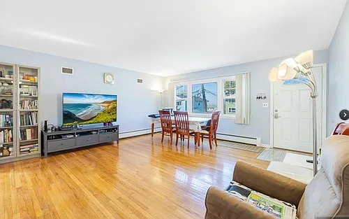 410 Mayer Ct #1 Photo 1