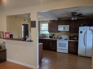 13721 W Ten Mile Rd, Oak Park, MI 48237