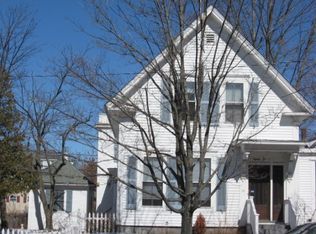82 Prospect St, Manchester, NH 03104