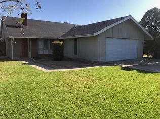 897 Capistrano St, Corona, CA 92882