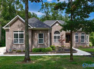 13327 S Village Square Rd SE, Huntsville, AL 35803