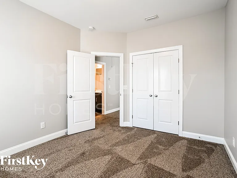8736 Aspinwall Dr — Photo 9