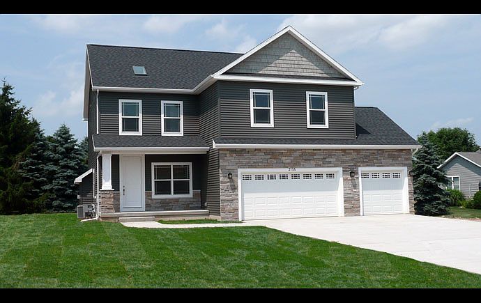 1st image of 667 Pinewood Dr