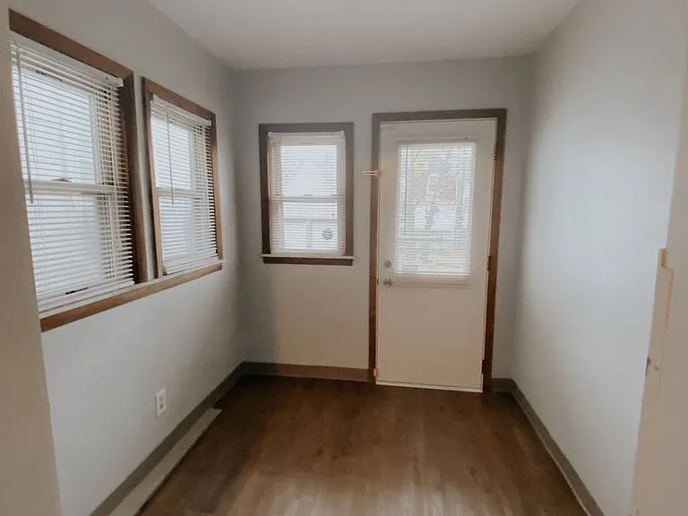 2937 Sacramento Ave — Photo 10