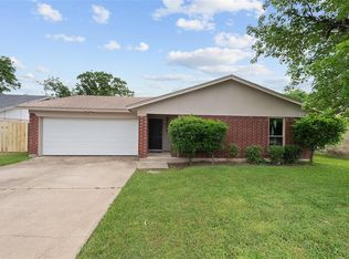 6508 Patsy Ln, Watauga, TX 76148