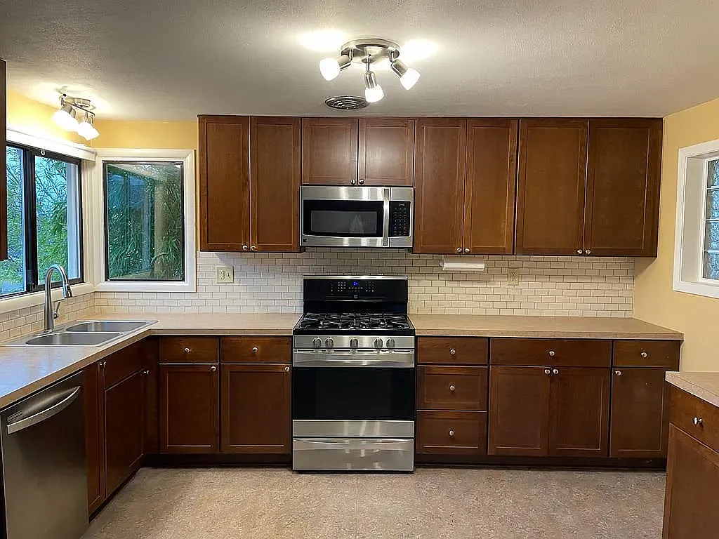 Building Photo - 2550 Chula Vista Blvd #1