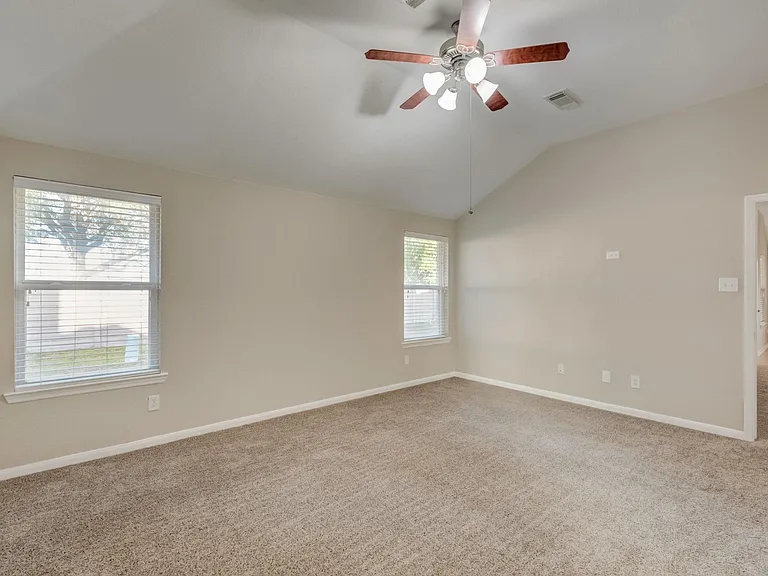 7219 Palmito Ranch Dr — Photo 29