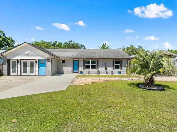 2745 Blue Bay Ct, Navarre, FL 32566