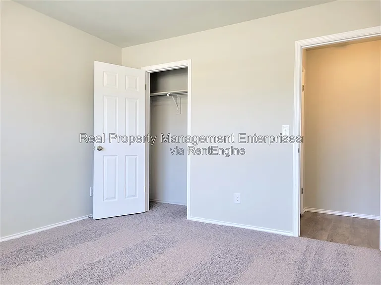 21215 Winding Brk — Photo 8
