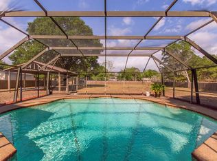 17335 Riverstone Dr, Lutz, FL 33558