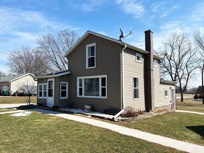 400 2nd St, Fox Lake, WI, 53933
