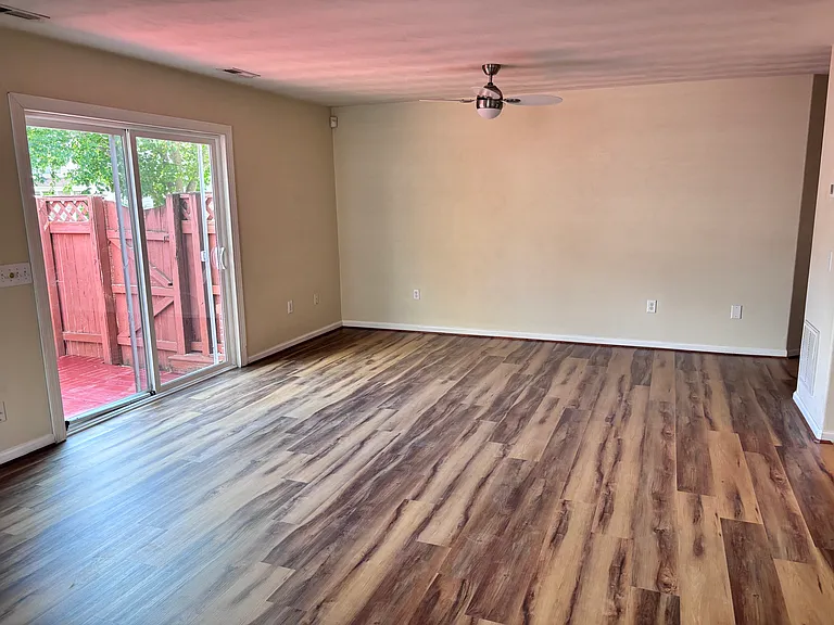 100 White Cedar Ln — Photo 23
