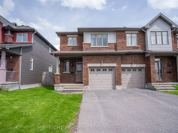 712 Brian Good Ave, Ottawa, ON K4M 0C1