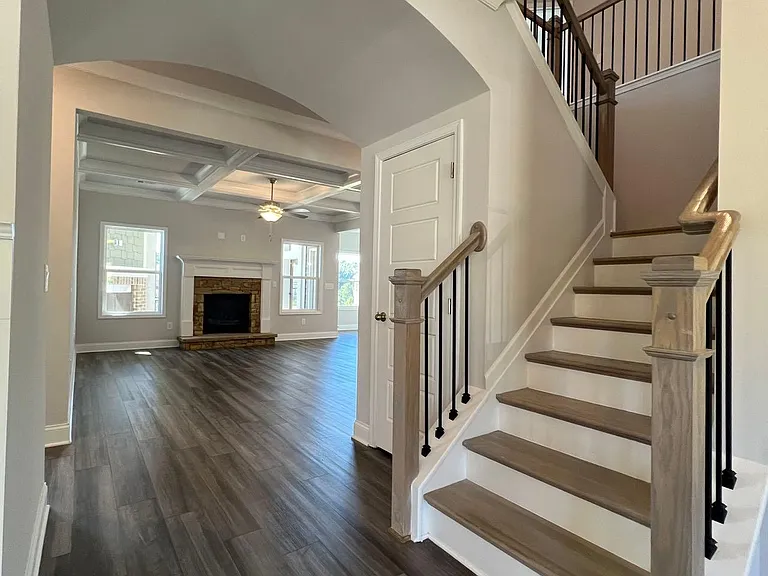 1650 Branthaven Ln — Photo 6