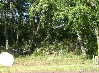335 Cypress Ct SE, Ocean Shores, WA 98569