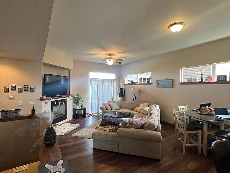 1010 Northpark Blvd — Photo 3