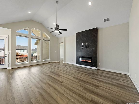 5th image of 5392 Hartley Sq