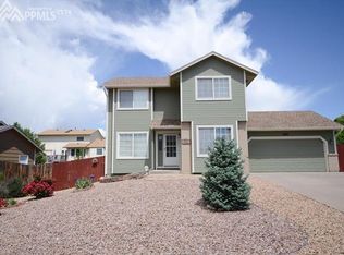 960 Lindstrom Dr, Colorado Springs, CO 80911