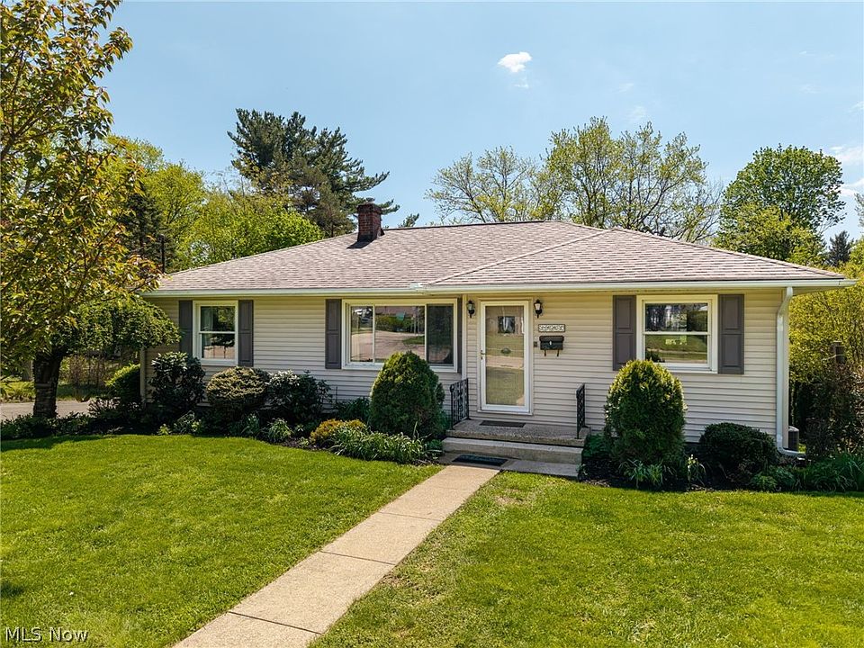 1st image of 3998 Highland Dr