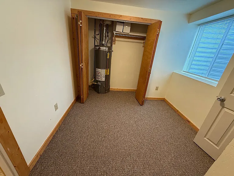 803 Oregon St #B — Photo 14