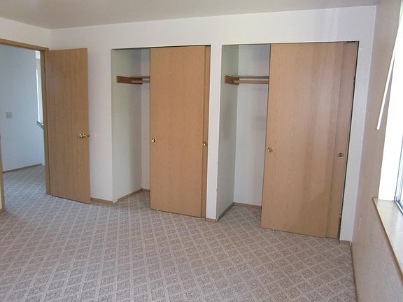 4th image of 2613 204th St SW APT A