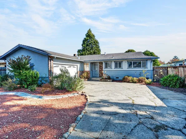 4984 Canyon Dr, Santa Rosa, CA 95409