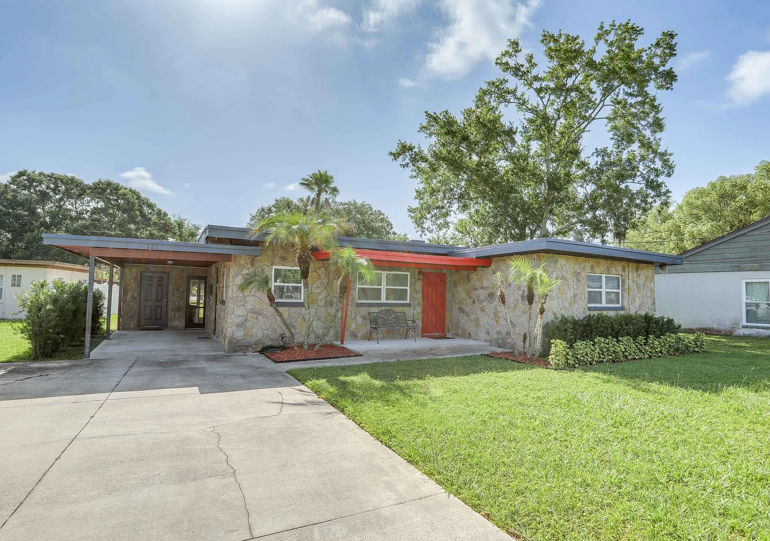 121 S. Triplet Lake Drive — Photo 1
