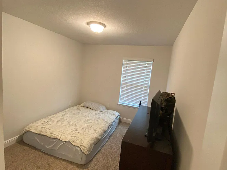 7670 Shadow Lake Dr — Photo 10