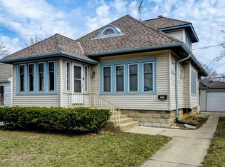 2924 N 58th St, Milwaukee, WI 53210