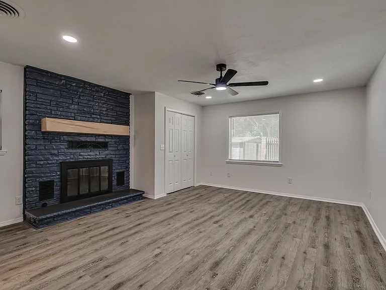132 S McFarland St — Photo 11