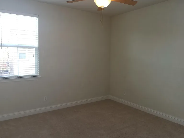 199 N Alta Dena St — Photo 19