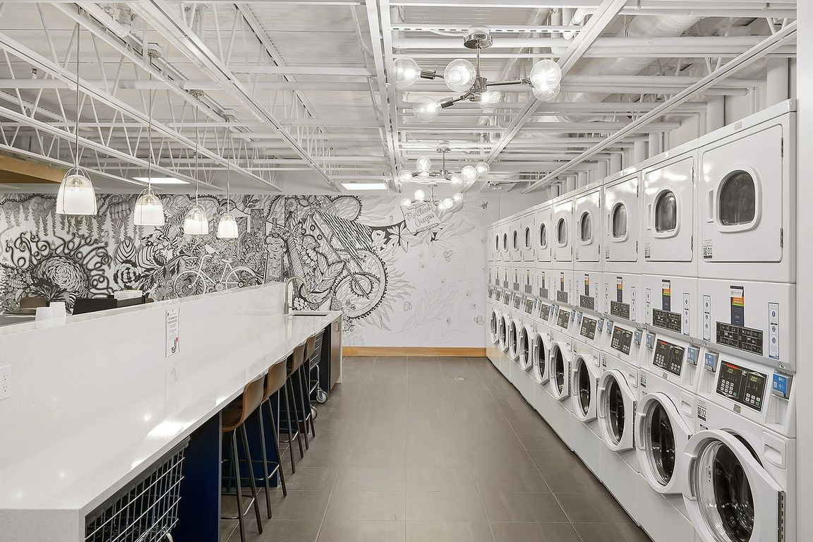 cedarhills-laundry-020722-1