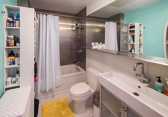 Rented by Corcoran | media 17