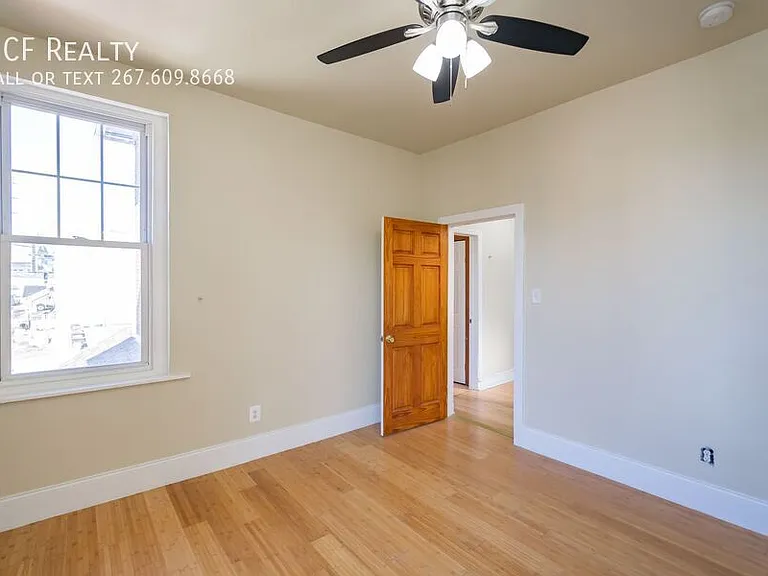 5426 W Jefferson St — Photo 17